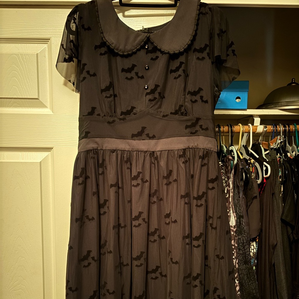 Sourpuss black bat flocked dress XL